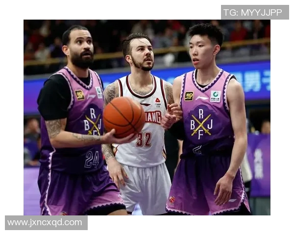 稠州金租4人上双胜北控，携手结束四连败！