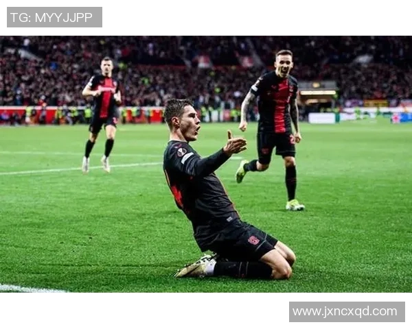 汉堡足球队击败弗赖堡,夺得德甲冠军前进大门 汉堡足球队击败弗赖堡,夺得德甲冠军前进大门