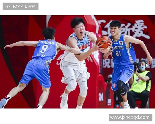 鲁吐布拉在新疆赛区得分王，助球队进入季后赛