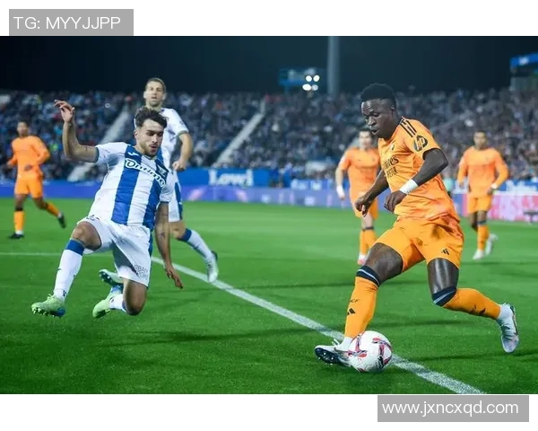 梅西绝杀马德里德比，巴萨客场逆转皇马