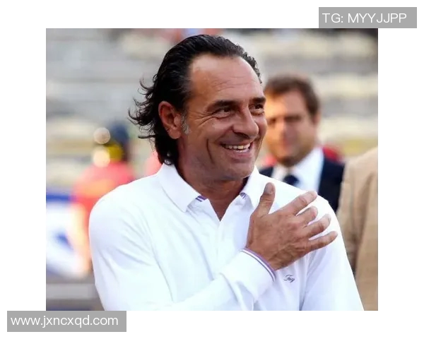 尤文图斯主帅：费德里科·切萨雷着套装时最帅气，战绩重要还是形象？