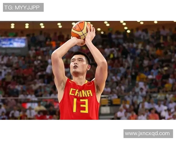 姚明当选篮球名人堂，成为首位中国籍球员入选