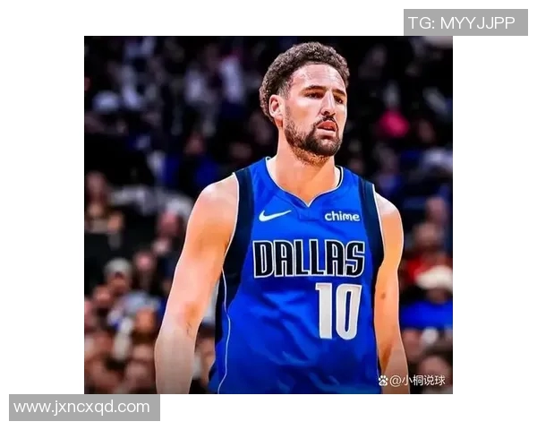 勇士主场大胜掘金，克雷汤普森发挥神勇