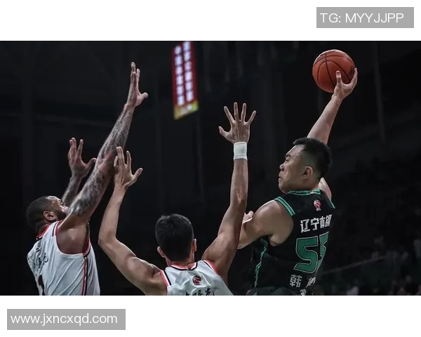 山东男篮士气高涨，连胜助力跻身CBA前列
