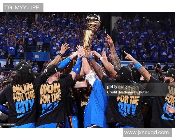 勇士队在客场击败雷霆队，展现霸气勇夺胜利